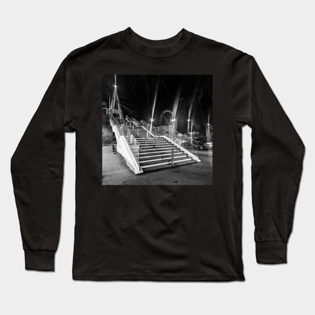 London at Night - Black and White Long Sleeve T-Shirt by JuliaGeens